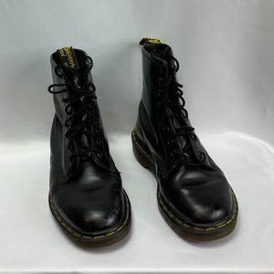 Vintage Doc Martens 1460, size 9.5
